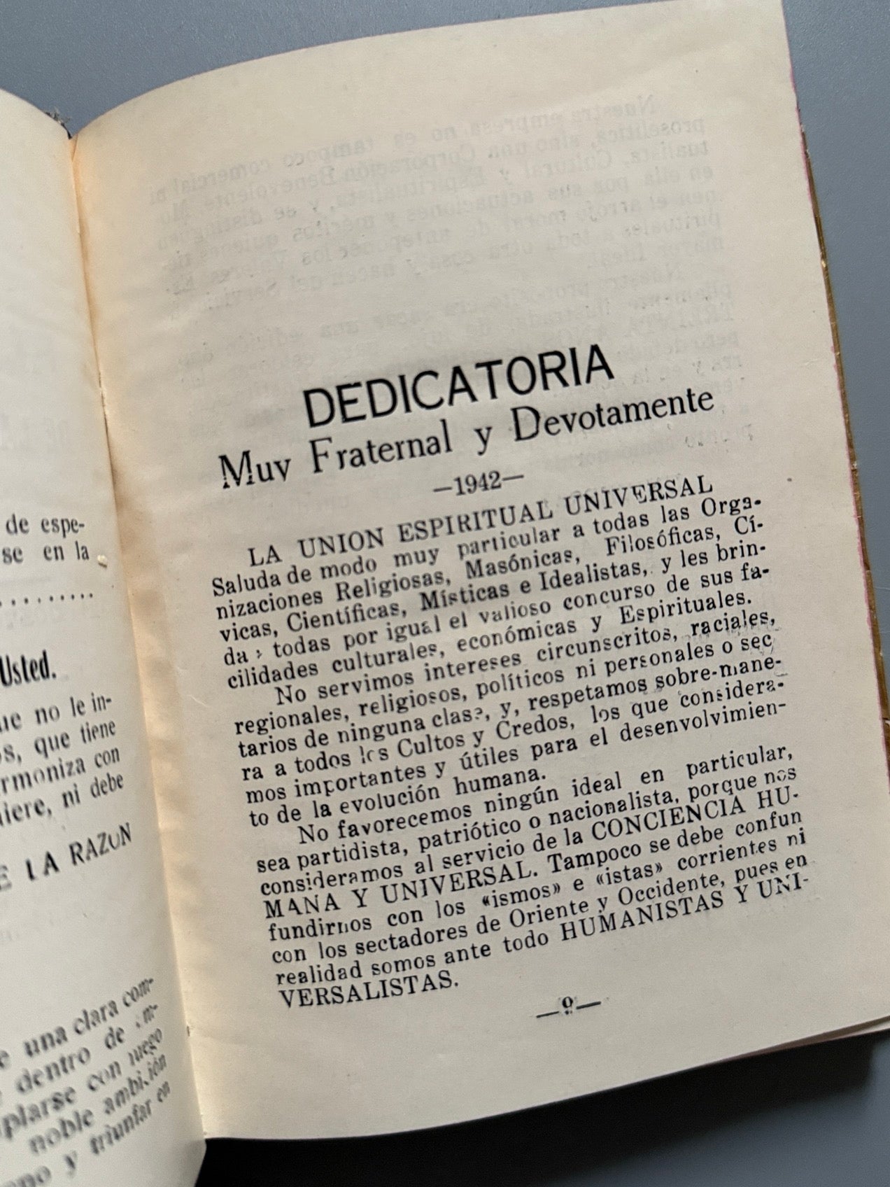 Libro de: El libro dorado, El dorado Khan (OM. Cherenzi Lind) - Unión Espiritual Universal, 1951