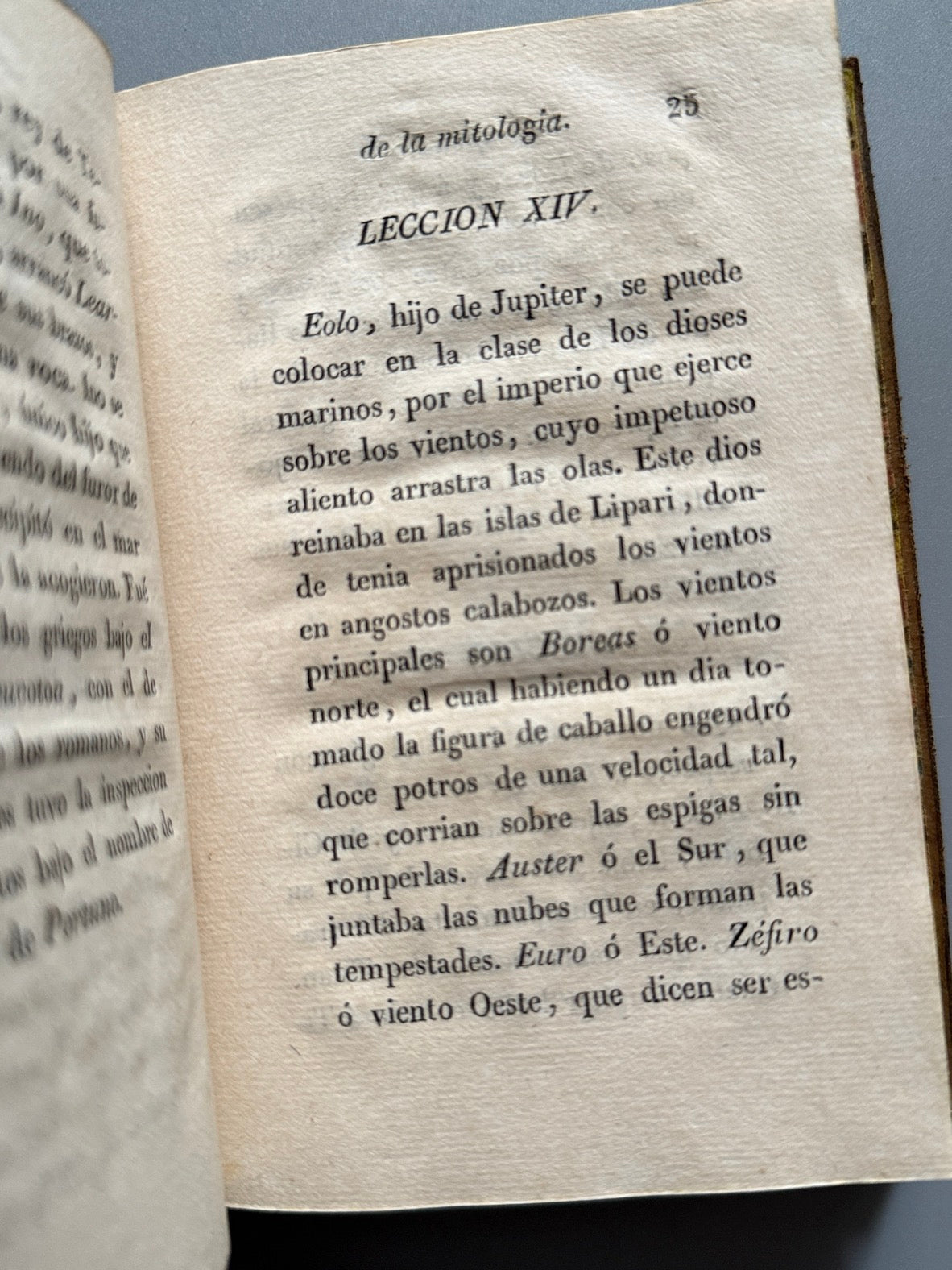 Libro de: Nuevo compendio de la mitología o Historia de los dioses y los héroes - D. Manuel Saurí, 1833