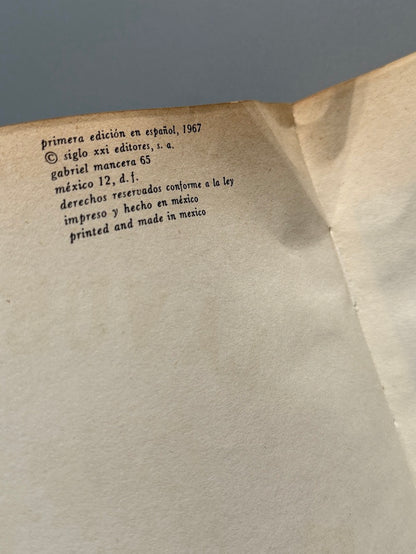 Libro de: La vuelta al día en 80 mundos, Julio Cortázar - Siglo Veintiuno Editores, 1967