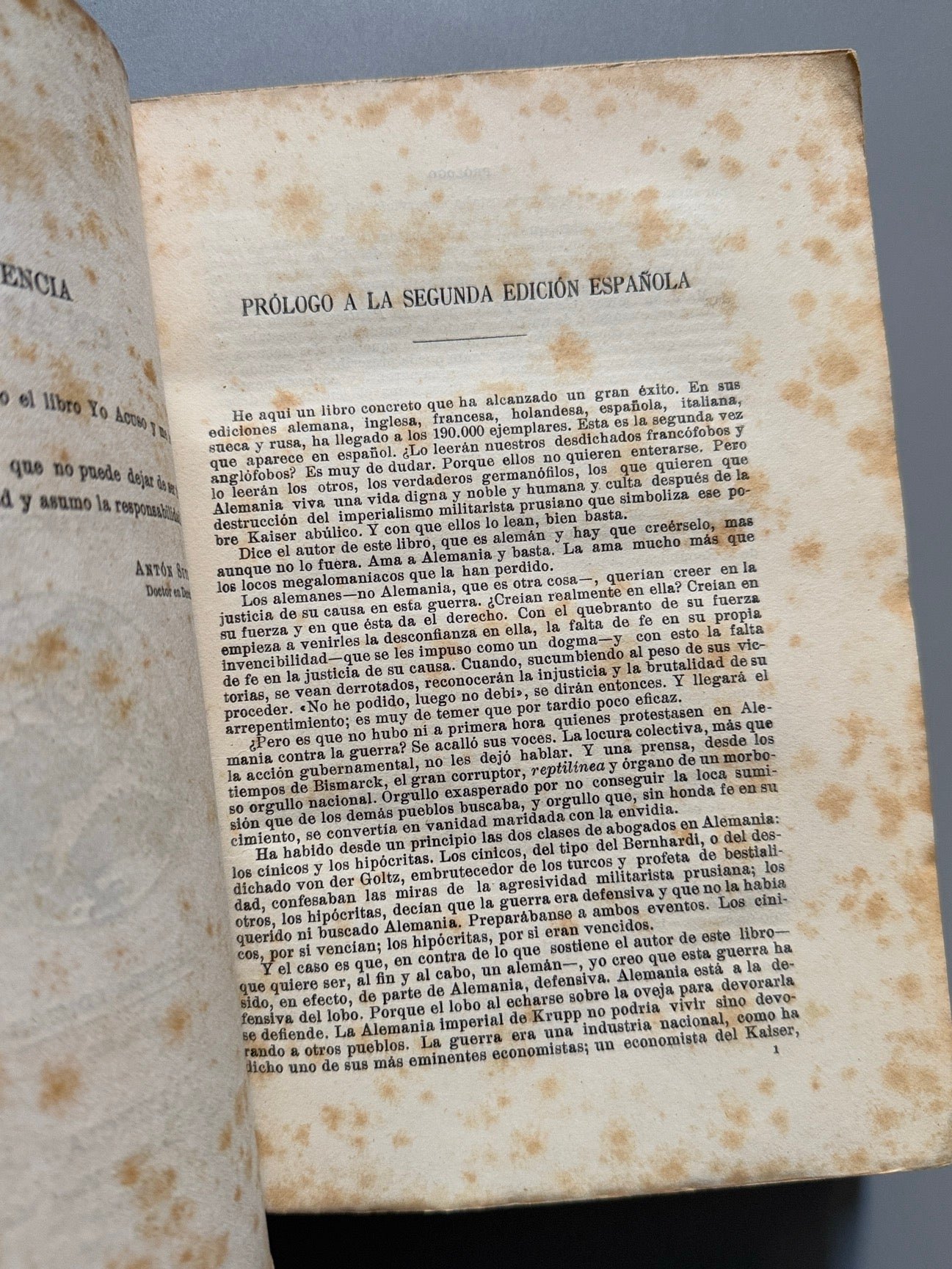 Libro de: Yo acuso, Un alemán - Imprenta Hijos de F. Vives Mora, 1916