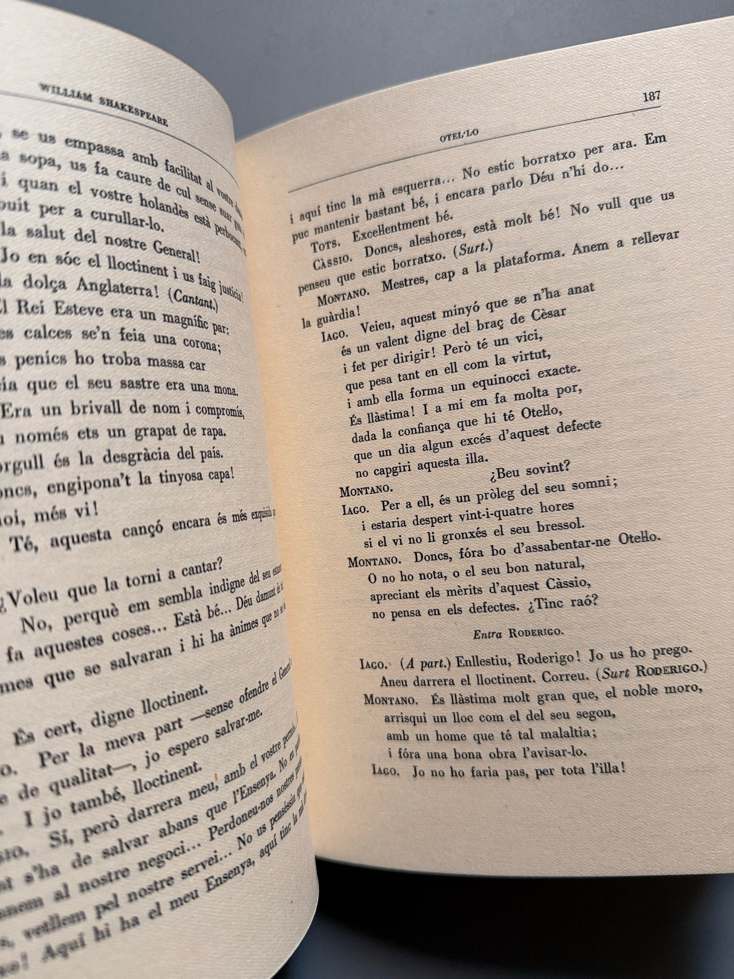 Libro de: Romeo i Julieta, Otel·lo i Macbeth, W. Shakespeare. Traducción Josep Mª de Sagarra - Alpha, 1959