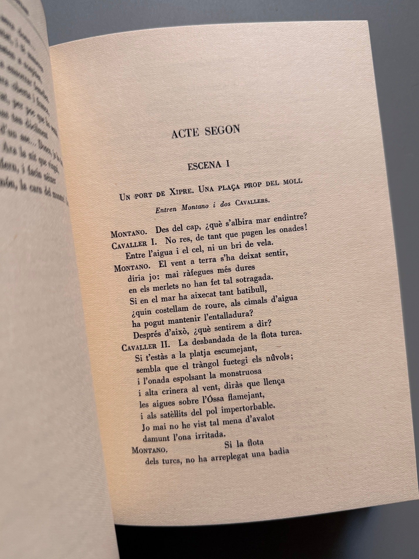 Libro de: Romeo i Julieta, Otel·lo i Macbeth, W. Shakespeare. Traducción Josep Mª de Sagarra - Alpha, 1959