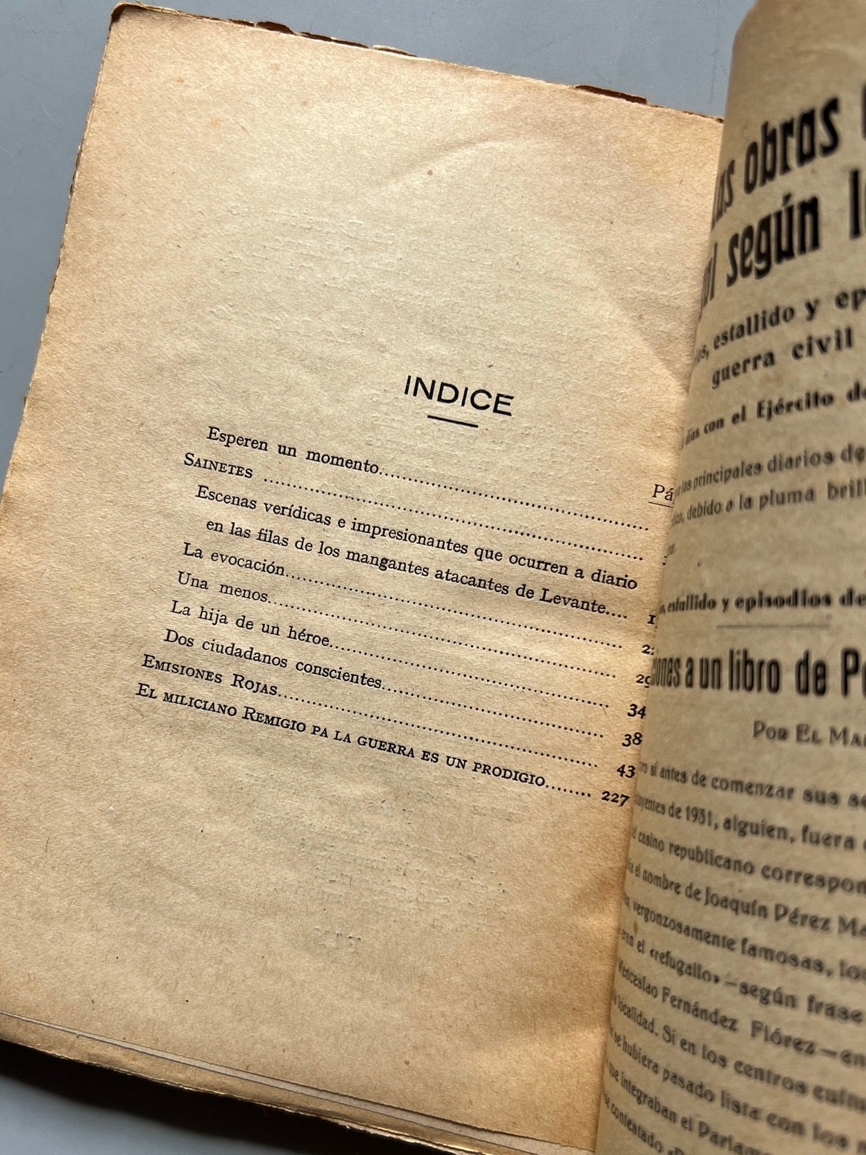 Libro de: Aquí es la emisora de la flota republicana..., Joaquín Perez Madrigal - 1938