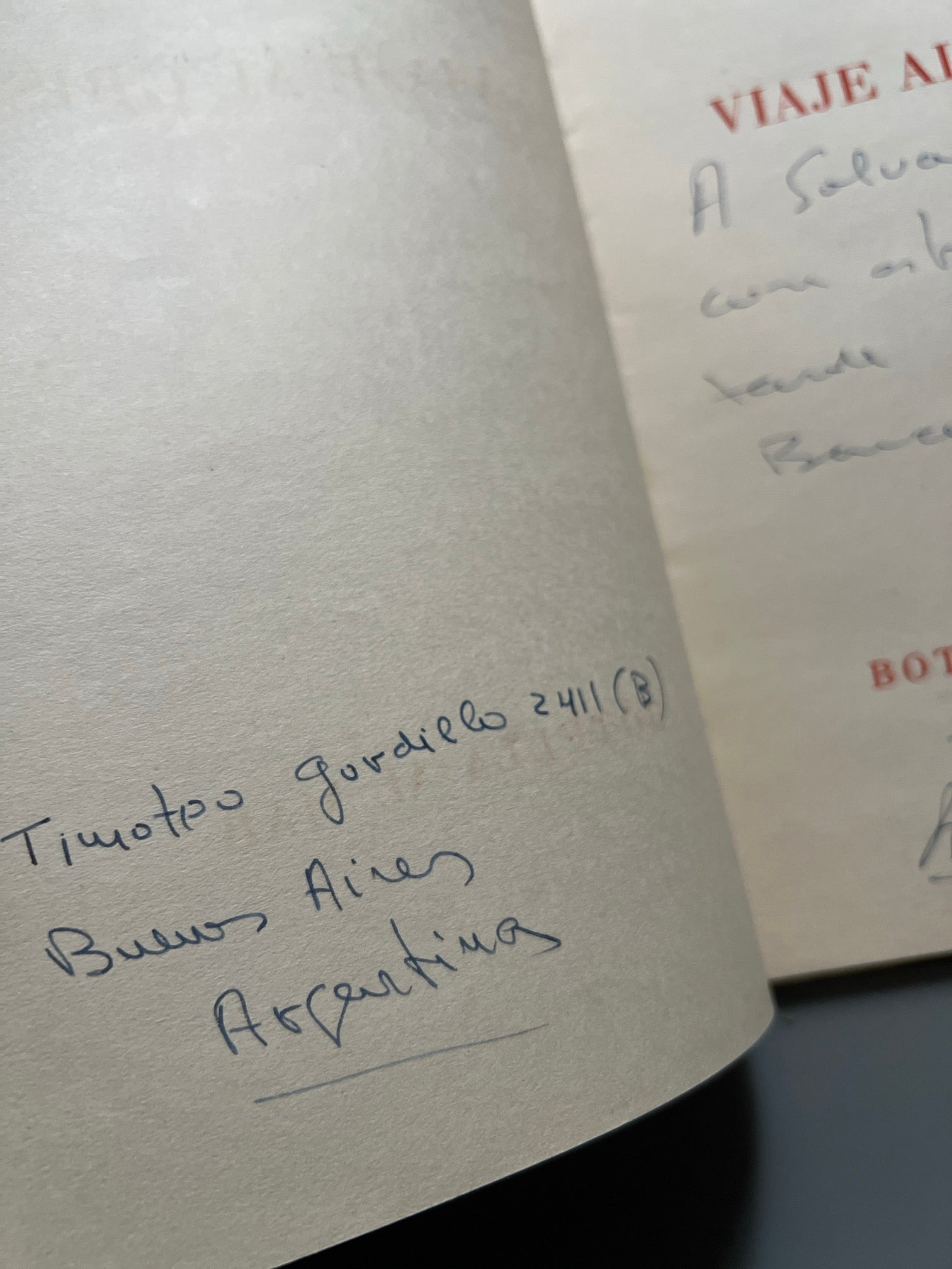 Libro de: Viaje al gris, Ariel Canzani D. (firmado), ilustración de Seoane  - Ediciones Botella al Mar, 1958