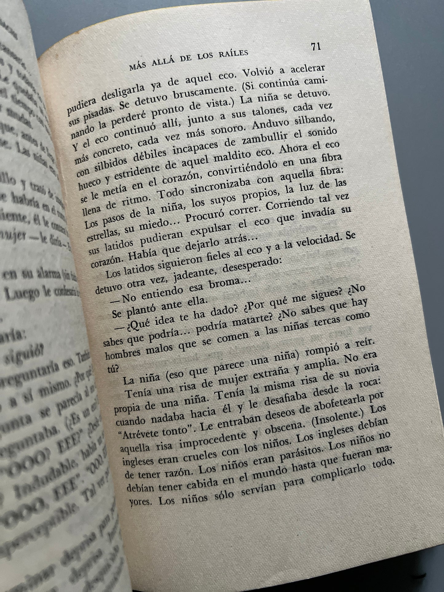 Libro de: Más allá de los raíles, Mercedes Salisachs (primera edición, firmada) - Luis de Caralt Editor, 1957