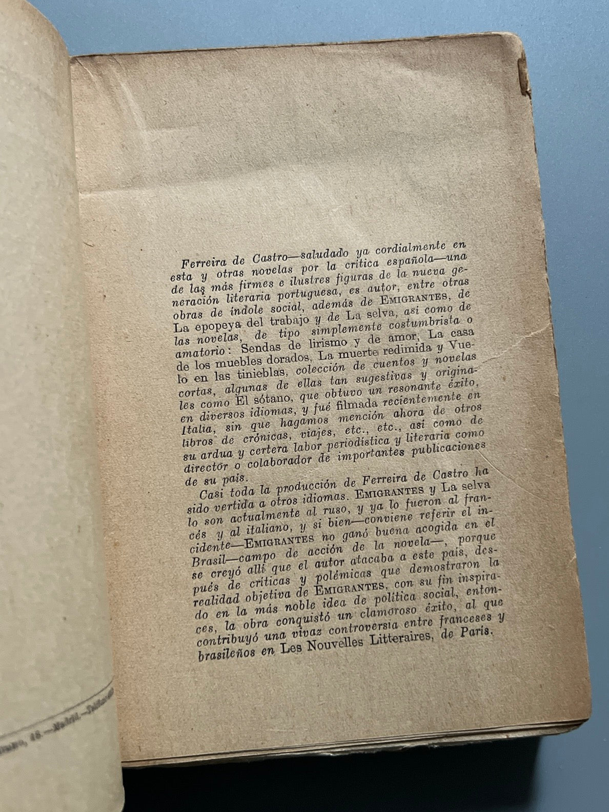 Libro de: Emigrantes, Ferreira de Castro (primera edición) - Editorial Cenit, 1930