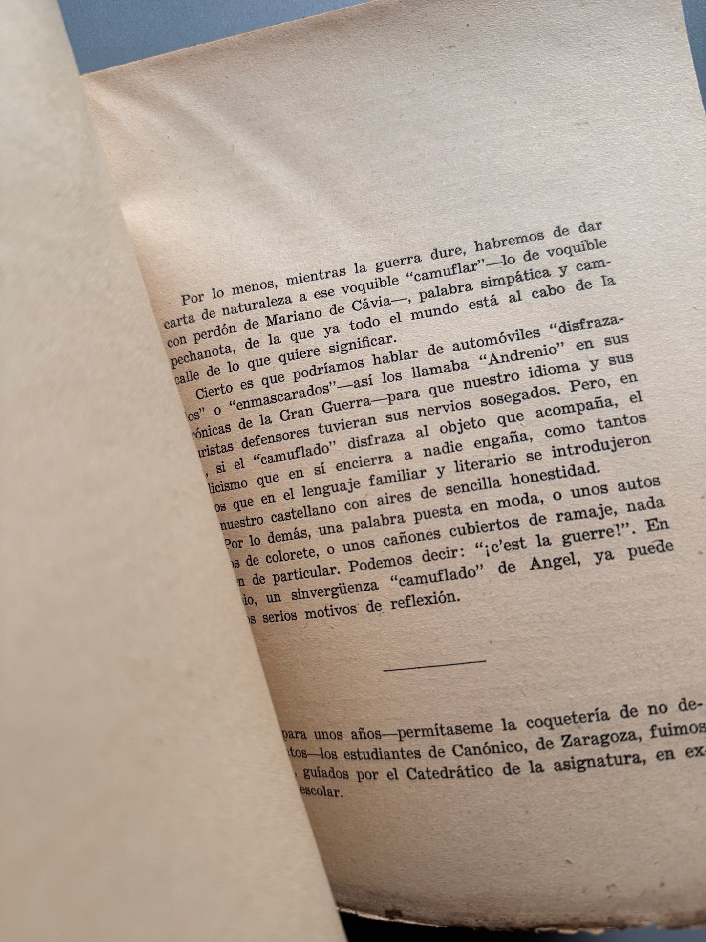 Libro de: Entre rojos y azules, Marqués de la Cadena - Editorial Heraldo de Aragón, 1939