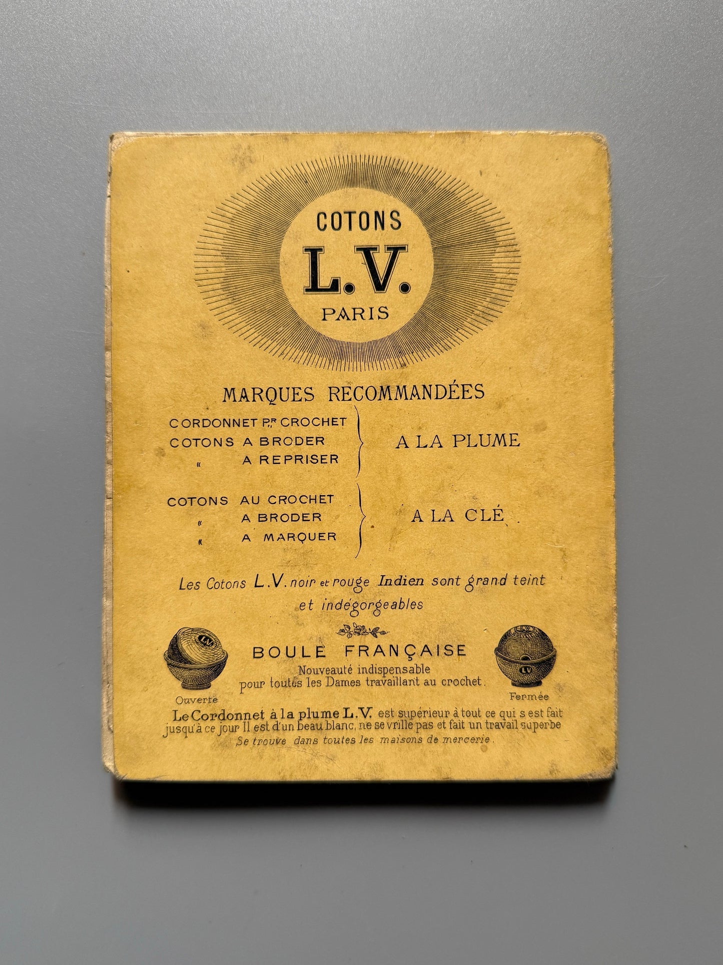 Libro de: Ouvrages de Dames. Crochet et frivolité, série A, nº3. Cotons L. V.  - Imp. Maurice Frings, ca. 1920