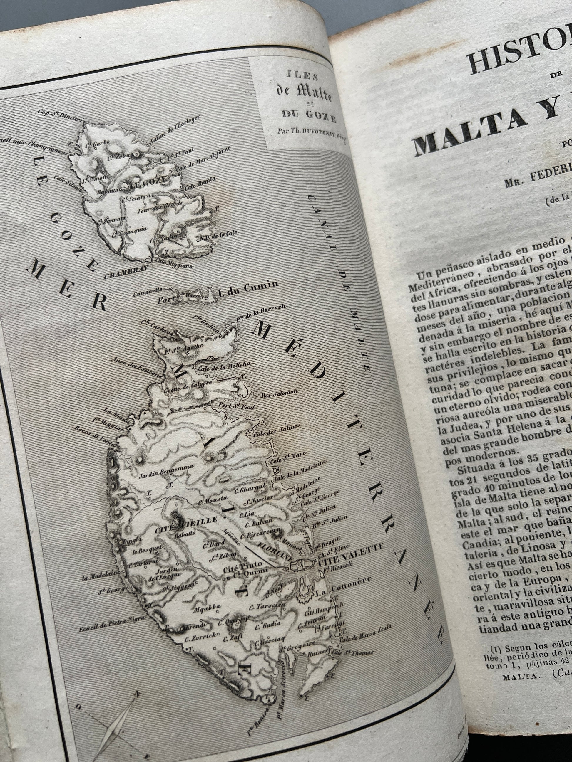 Libro de: Historia de Malta y el Gozo, Federico Lacroix - Imprenta del Guardia Nacional, 1840