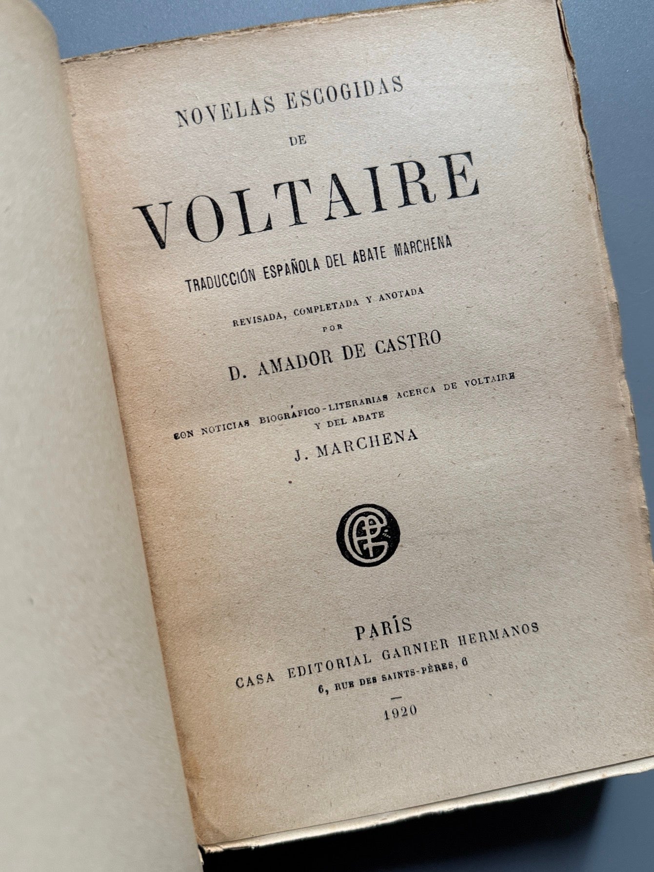 Libro de: Novelas escogidas, Voltaire - Casa Editorial Garnier Hermanos, 1920