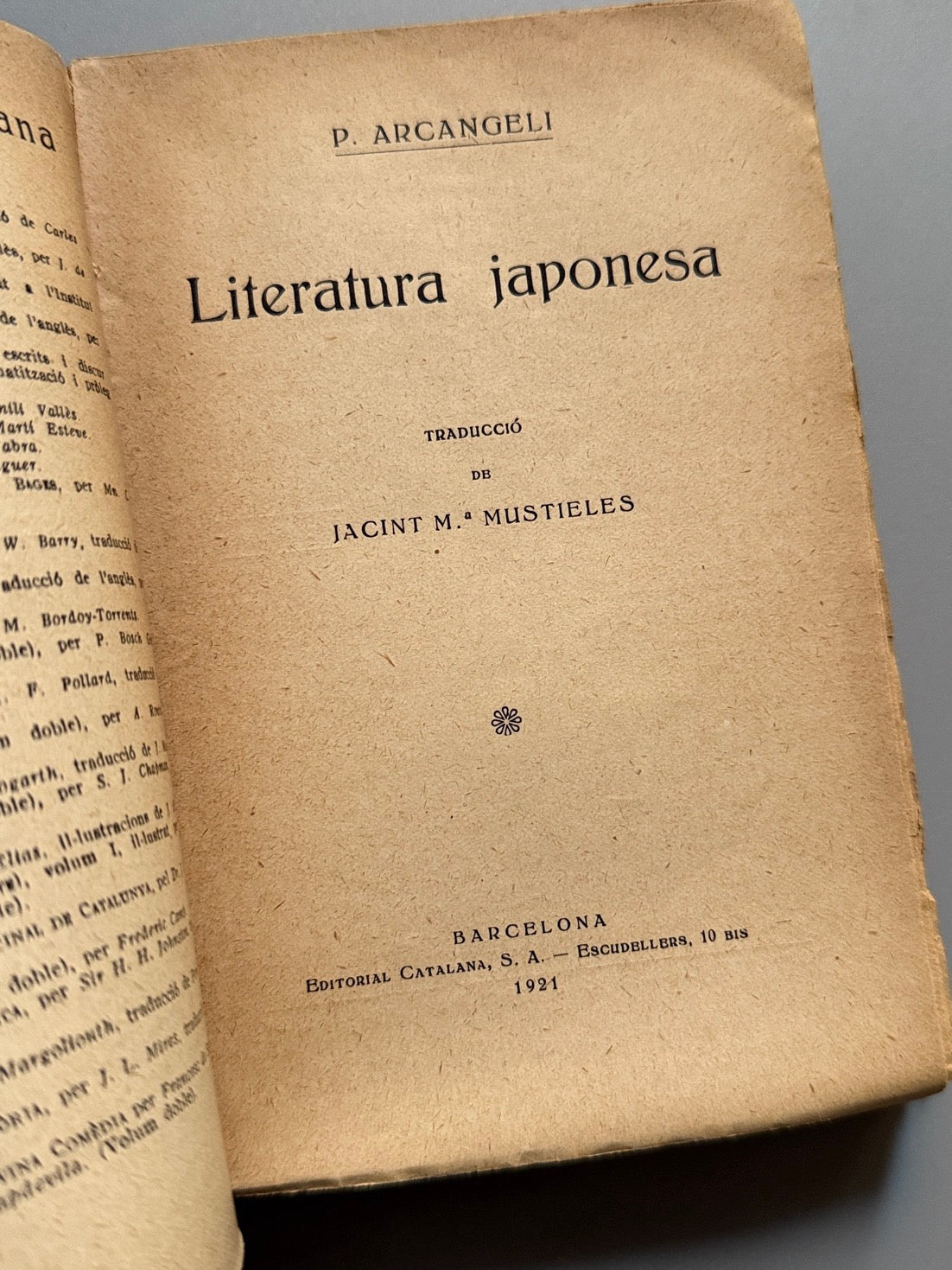 Libro de: Literatura japonesa, P. Arcangeli - Editorial Catalana, 1921