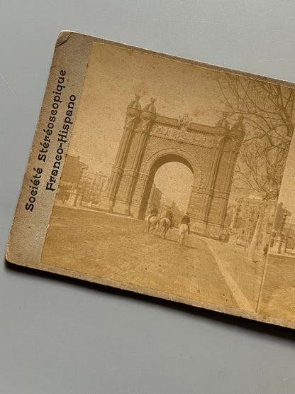 Arco del Triunfo de Barcelona, fotografía estereoscópica - Société Stéréoscopique Franco-Hispano, ca. 1900