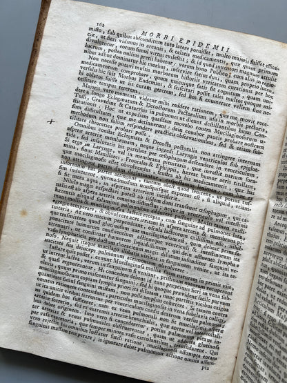 Medicina dogmatica seu opuscula medico practica, tres morbos particulares, delirium, vertiginem et tussim, Joannis de Gorter - Patavii, 1755