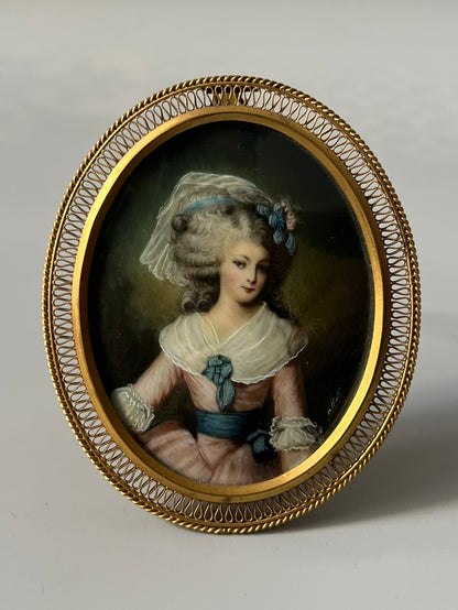 Miniatura retrato de dama al óleo o gouache, firmado por M. Hall- Siglo XIX